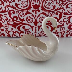 Lenox Cream Small Swan Figurine With  24K Gold Trim